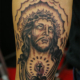 キリストとセイクレットハートのタトゥー