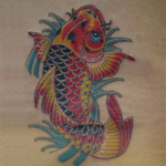 鯉と水しぶきのタトゥー