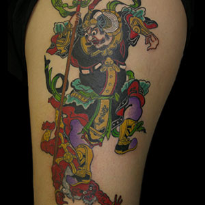 毘沙門天と邪鬼のタトゥー